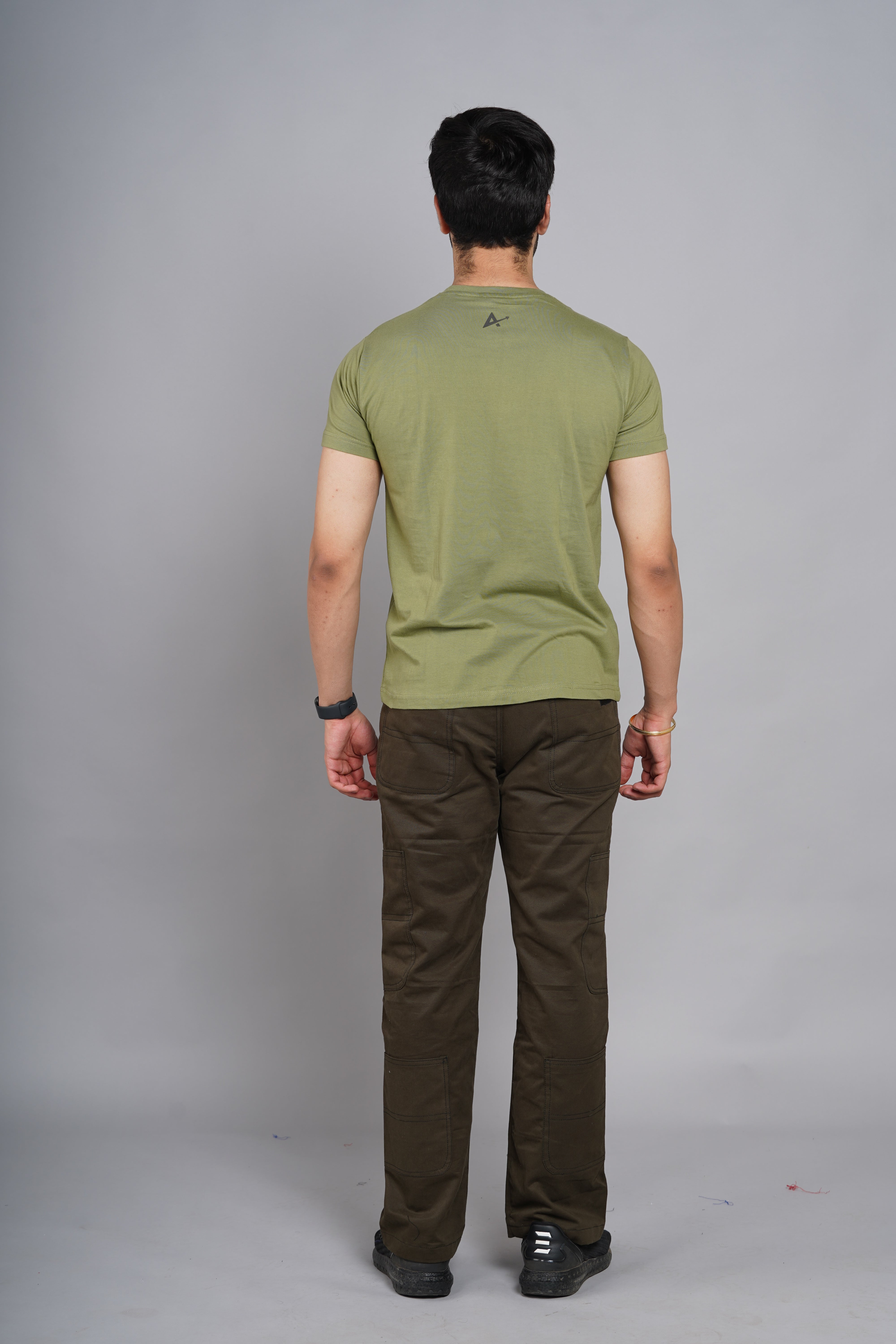 Core Basic Tee - Olive Green
